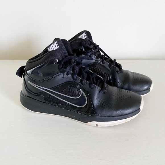 Nike Other - Nike Team Hustle D6 Black Sneakers, 4.5Y